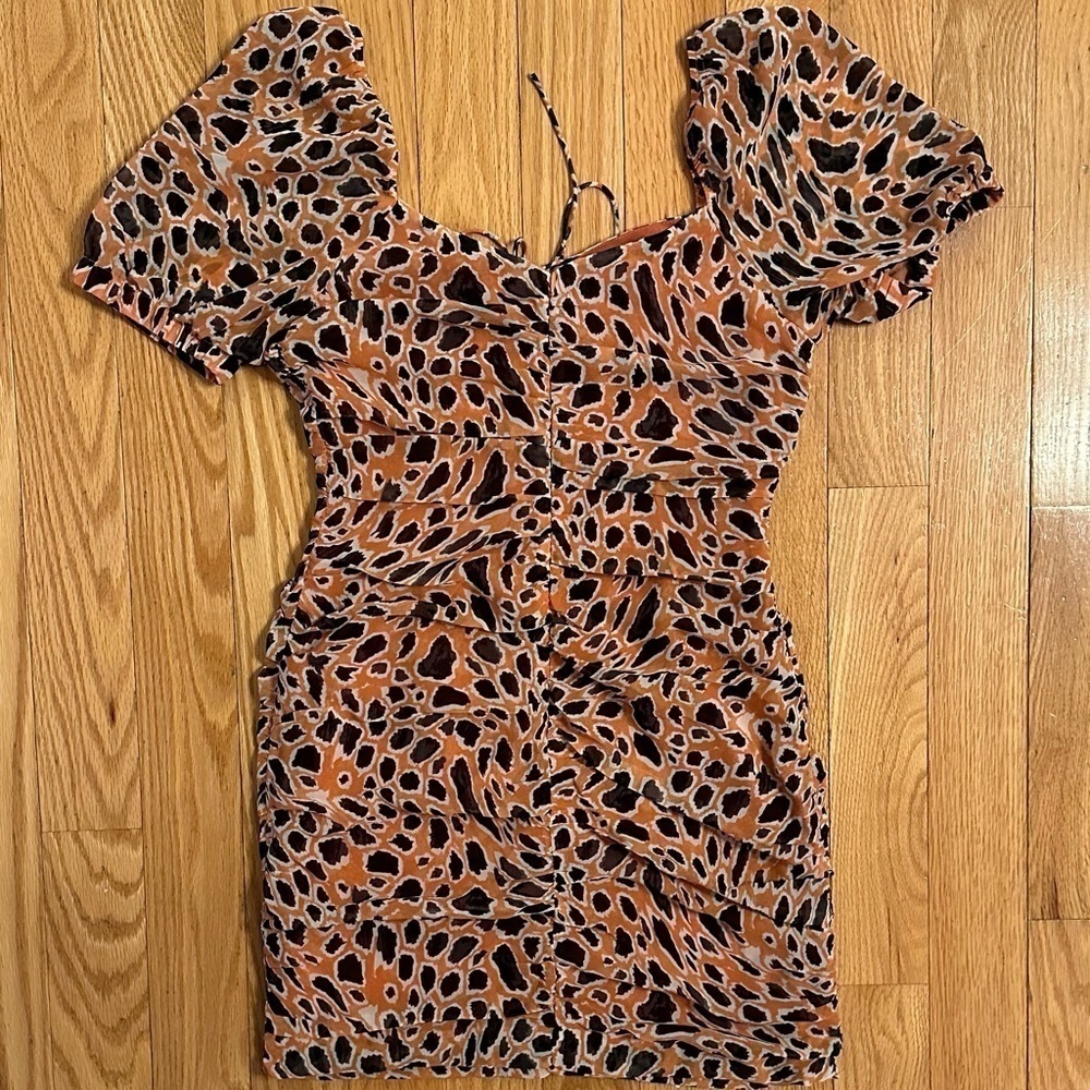 JOA Just One Answer Orange Leopard Print Short Sleeve Ruched Mini Dress S - Picture 5 of 8